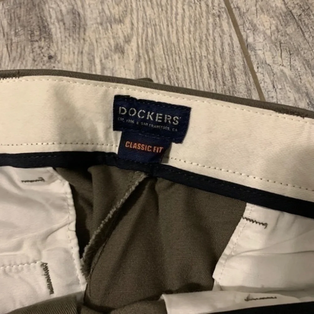 dockers | easy khaki classic fit pants
